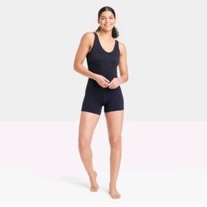 JoyLab Women's Seamless Short Active Bodysuit - Black